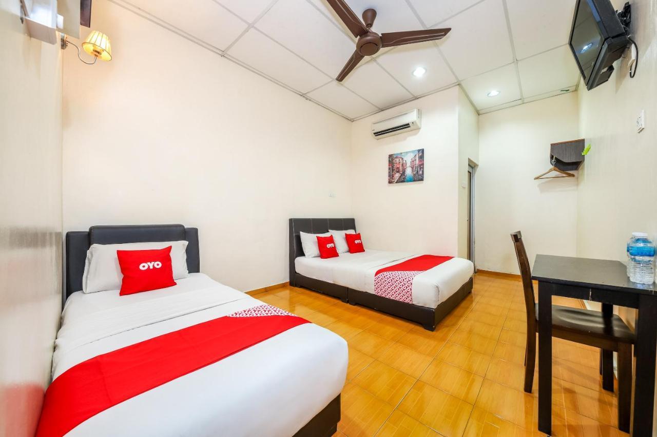 Oyo 89763 Bluewater Hotel Mersing Ngoại thất bức ảnh
