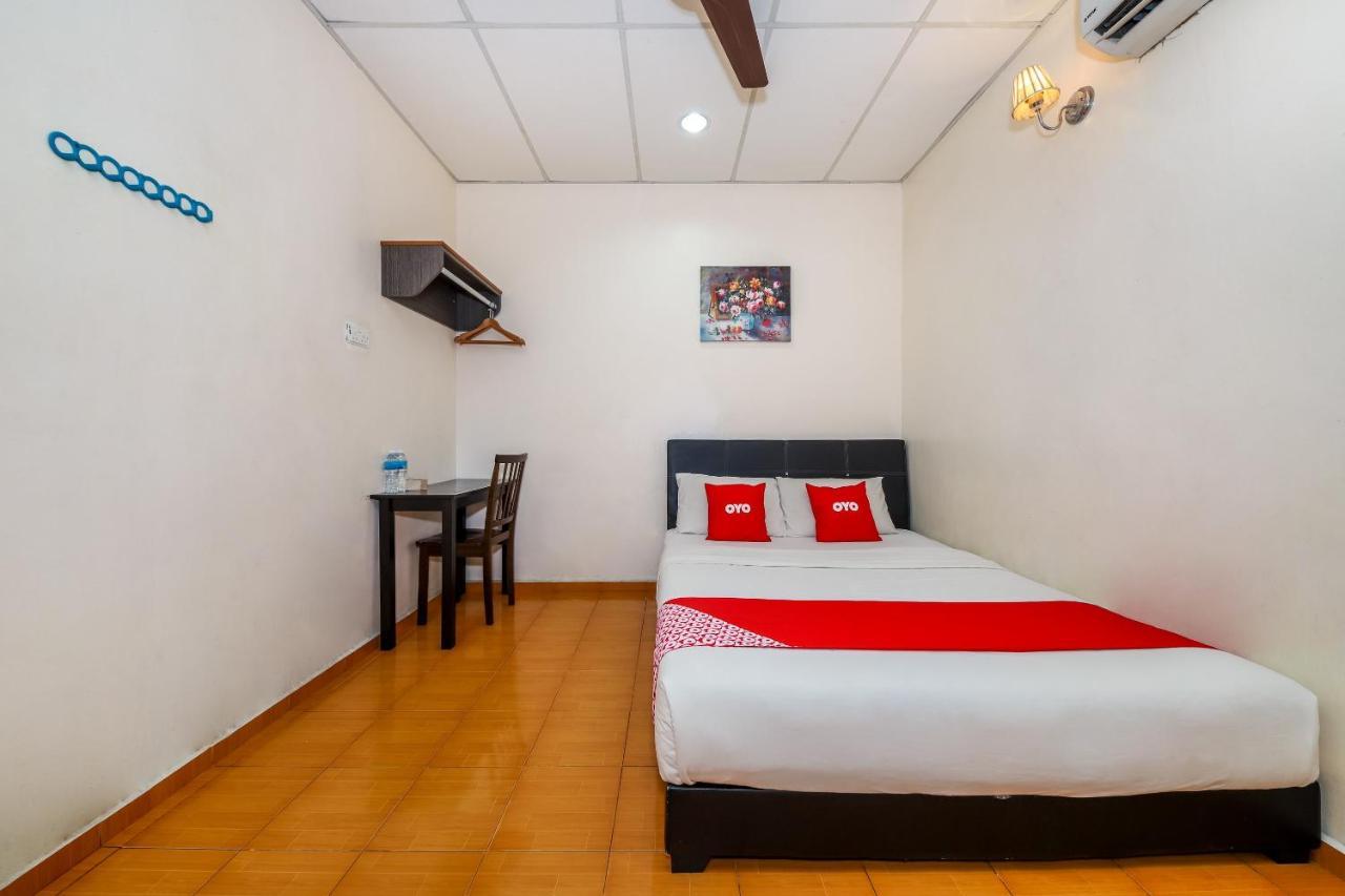 Oyo 89763 Bluewater Hotel Mersing Ngoại thất bức ảnh