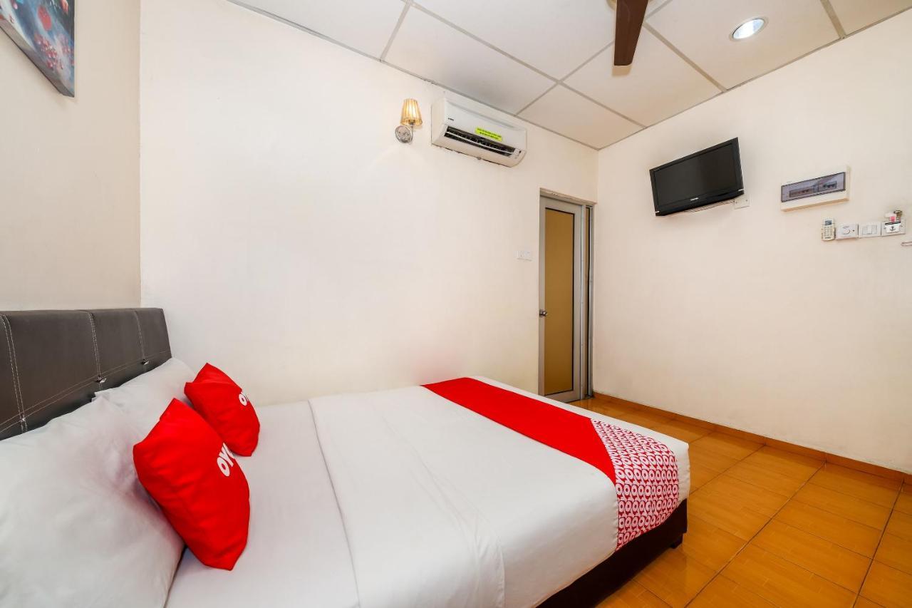 Oyo 89763 Bluewater Hotel Mersing Ngoại thất bức ảnh
