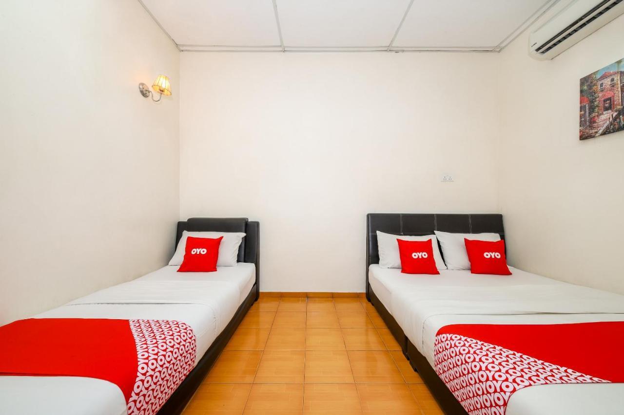 Oyo 89763 Bluewater Hotel Mersing Ngoại thất bức ảnh