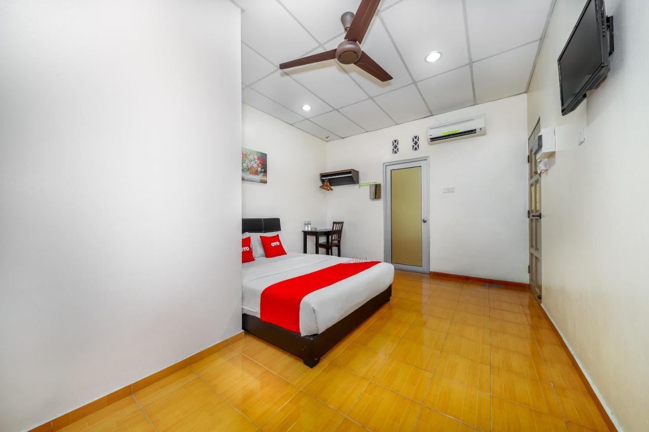 Oyo 89763 Bluewater Hotel Mersing Ngoại thất bức ảnh