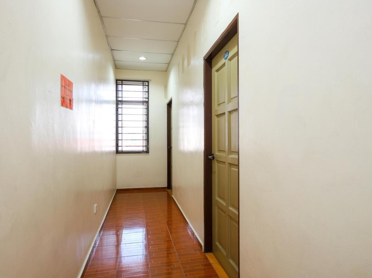 Oyo 89763 Bluewater Hotel Mersing Ngoại thất bức ảnh