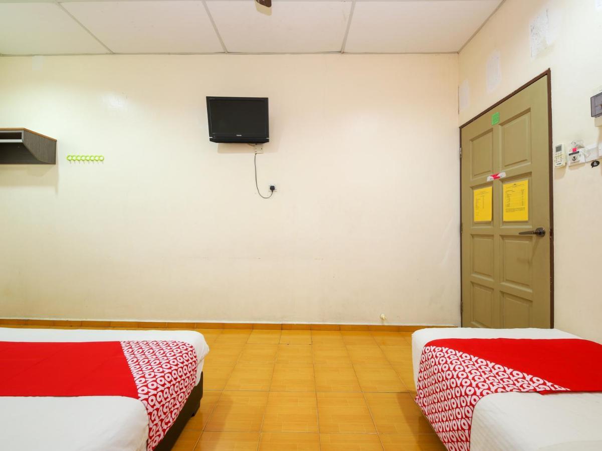 Oyo 89763 Bluewater Hotel Mersing Ngoại thất bức ảnh