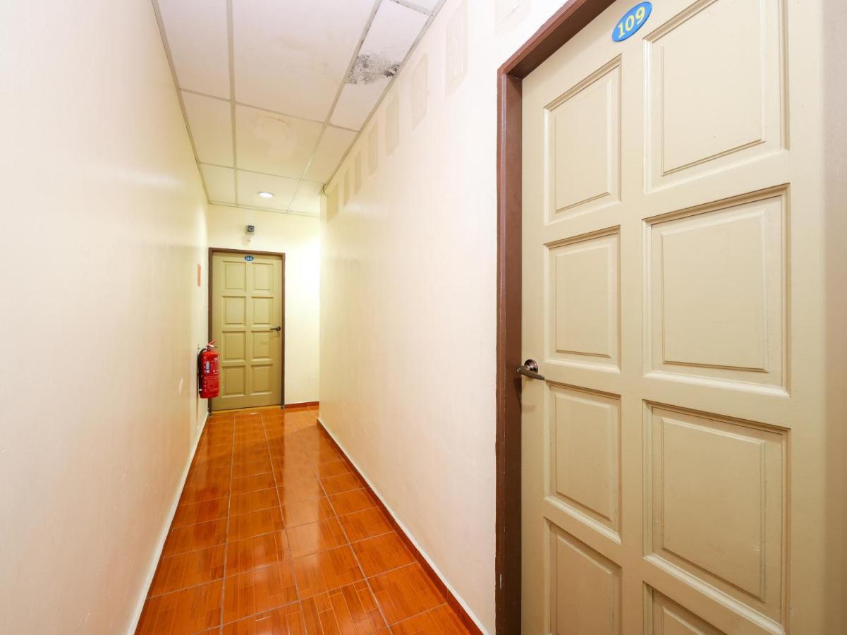 Oyo 89763 Bluewater Hotel Mersing Ngoại thất bức ảnh